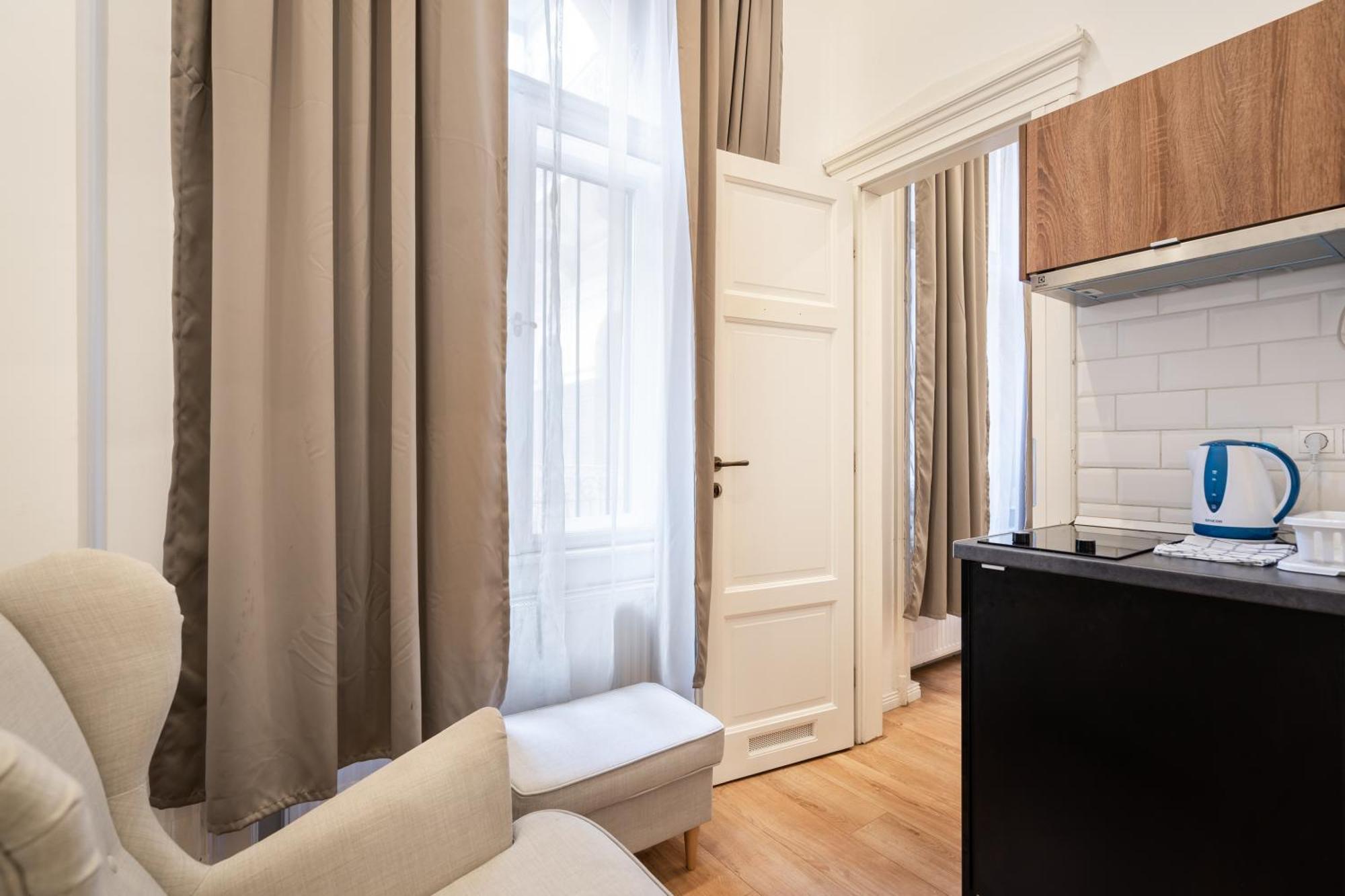 Grand Avenue Apartment Budapest Luaran gambar